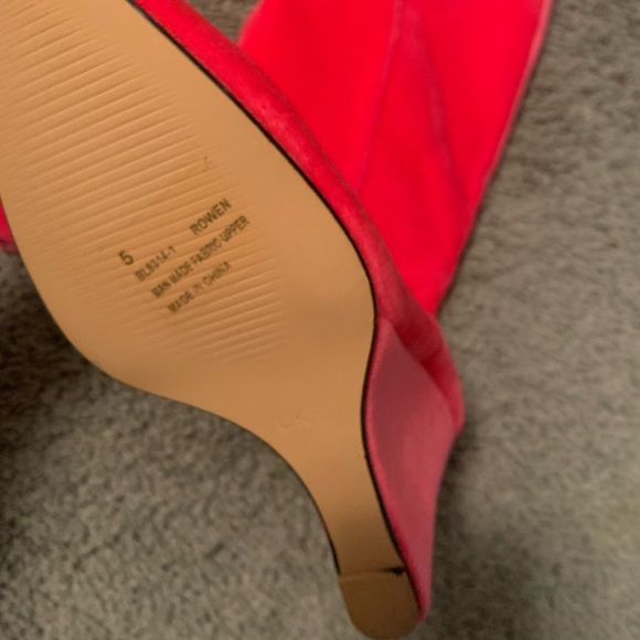 Hot pink suede wedge boot - Picture 5 of 5